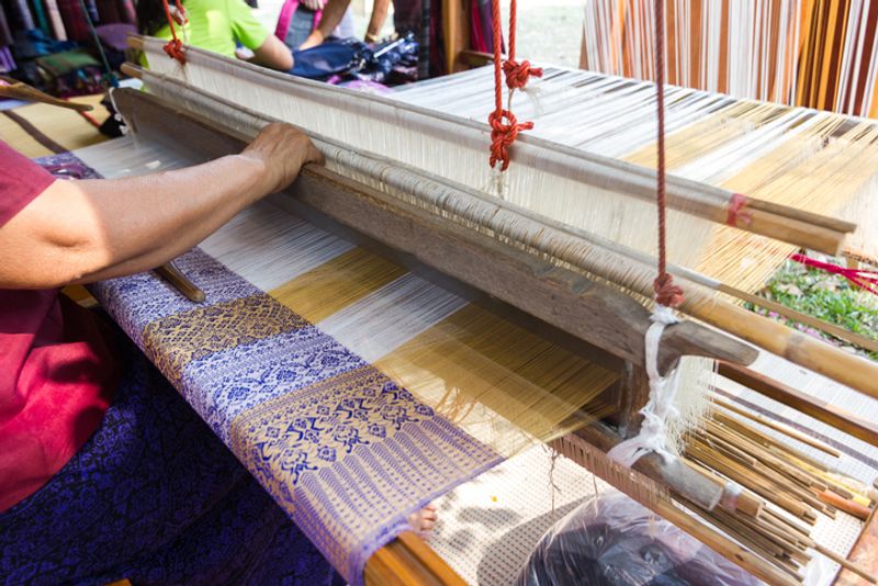 Handloom Mark ensures Authenticity of loom origin in every weave.